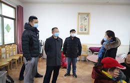 周宏林深入基层走访慰问困难群众，并调度信访维稳、安全工作和疫情防控工作