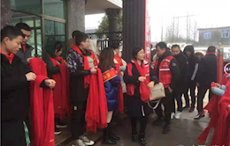 安乡县委政法委开展公益活动，把精神文明建设落到实处